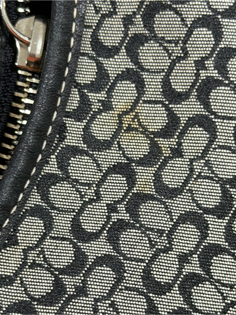 Vintage Coach Classic Signature Shoulder Hobo Bag - Picture 5 of 7